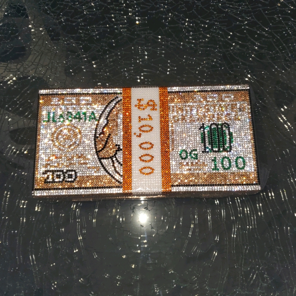 MONEY STACK CLUTCH GOLD